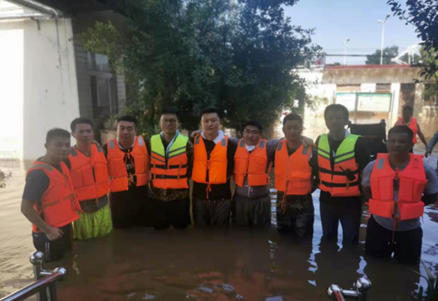 致敬江南（中国）抗洪救灾最美身影